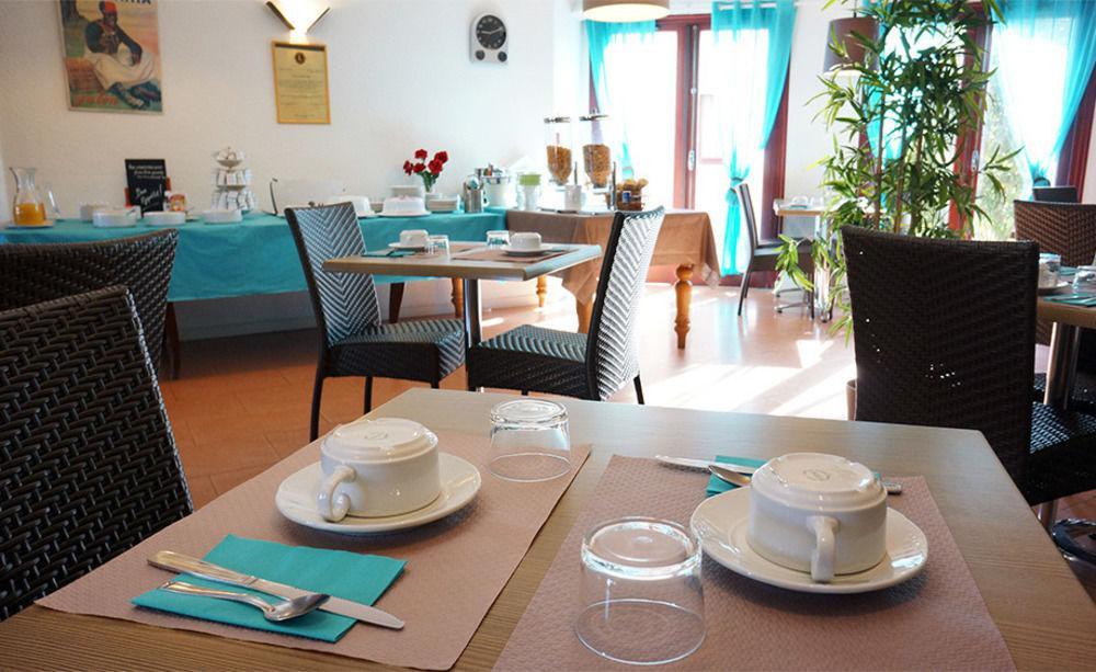 Hotel Atlantide Biscarrosse Kültér fotó